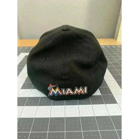Miami Marlins Hat Mens M/L New Era MLB 39Thirty Diamond Era Flex Cap Baseball - Picture 4 of 6